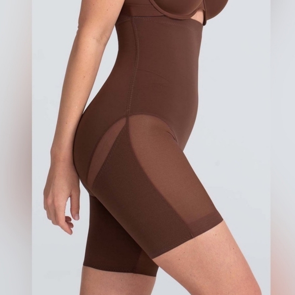 Honeylove SuperPower Short Medium Mocha - Picture 4 of 9